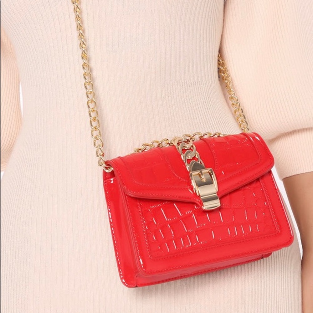 Get On My Level Crossbody Bag - Red